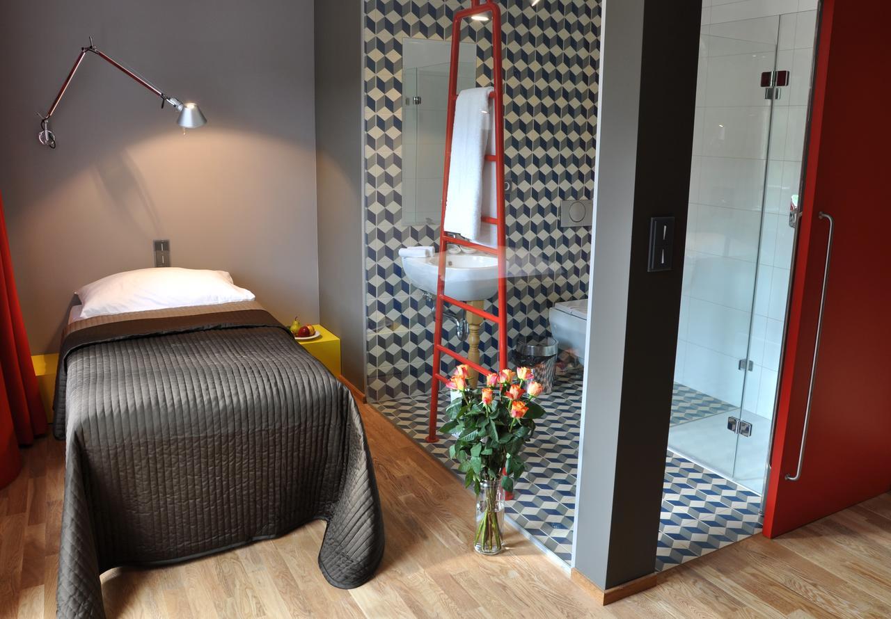 Hotel Kokorin Екстер'єр фото