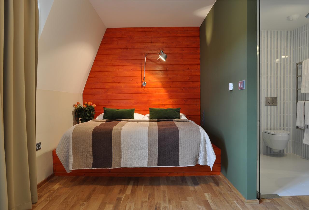 Hotel Kokorin Екстер'єр фото