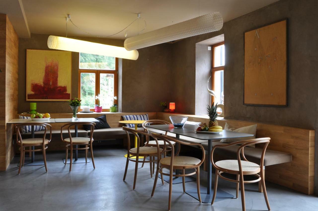 Hotel Kokorin Екстер'єр фото